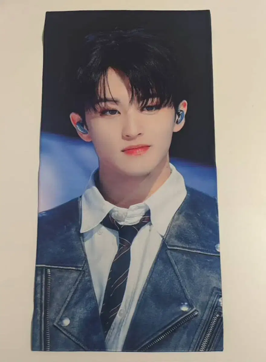 Items Similar to Nct Mark Tim Hortons T-shirt | Global Bunjang